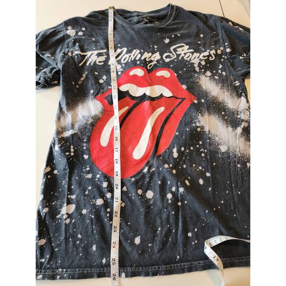 Rolling Stones Women's Black Bleach Dyed Classic Tee size Medium - Picture 7 of 7